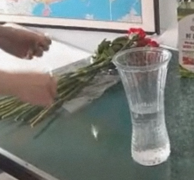 鲜花保鲜剂有用吗（鲜花保鲜剂是干嘛的）